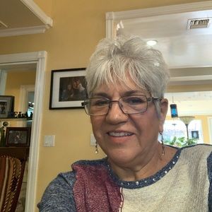 Meet your Posher, Margo